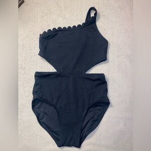 Girls 1 piece swim L(10/12), black